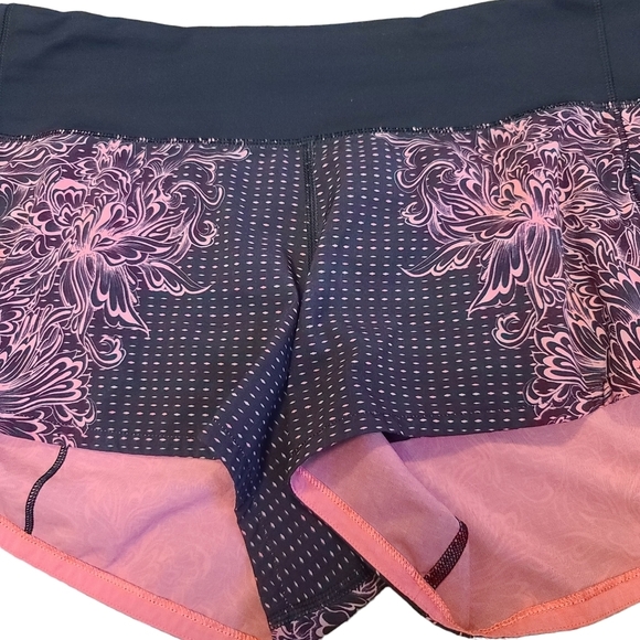 Lululemon Speed Up Short *2.5" Infinity Speed Up Short Glossy Black / Coral sz 6 - Picture 9 of 11